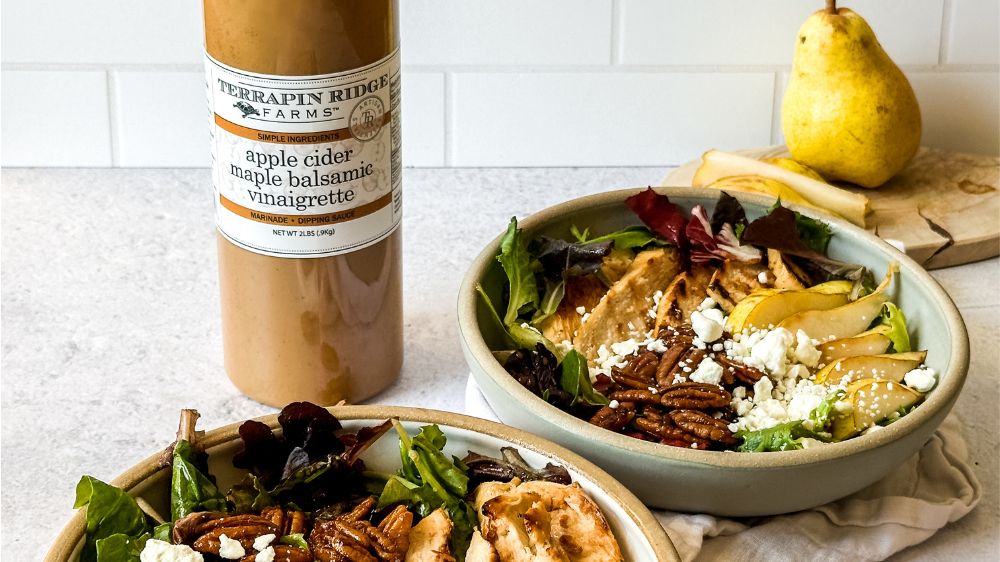Grilled Chicken and Pear Salad 