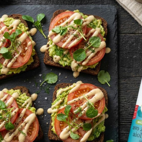 Zingy Garlic Avocado Toast with Tomato recipe
